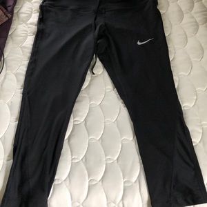 Nike Capri dri fit legging size large